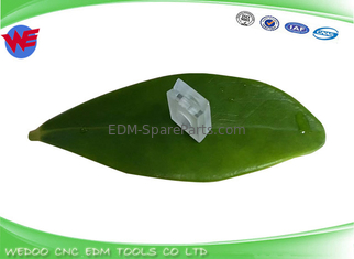 15EC80B701 8.7*8*4MM Makino EDM Parts Consumables V Guide راهنمای سیم Sapphire