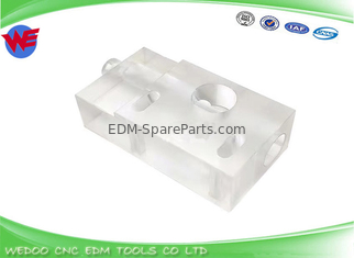 A290-8112-X393 بلوک راهنمای سیم تغذیه پلی کربنات برای Fanuc 70.5 X 34 X 21mm