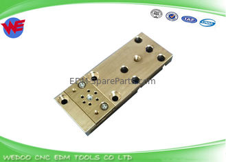 DCH9400 قطعات EDM X055C630G54 نگهدارنده قالب پایینی Mitsubishi DBG4900 X262D527H01