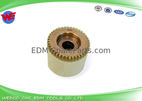 ست غلتک گیره بالایی M461 X053C522G51 DA16800 در خلاف جهت عقربه‌های ساعت میتسوبیشی EDM