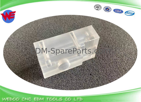 A290-8119-X393 بلوک راهنمای سیم تغذیه پلی کربنات 33.5*21*62 برای قطعات Fanuc EDM