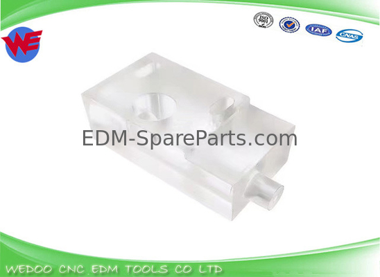 A290-8112-X393 بلوک راهنمای سیم تغذیه پلی کربنات برای Fanuc 70.5 X 34 X 21mm