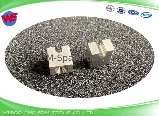 A290-8120-Z782 نگهدارنده الکترود فانوک EDM قطعات یدکی 10*10*6mm