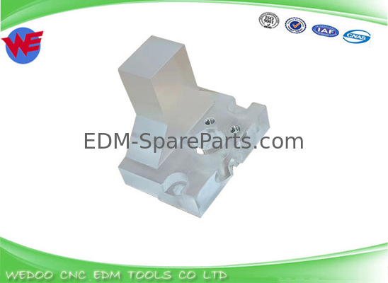 A290-8119-Z783 Fanuc EDM آکریلیک پایه سیلندر CYLINDER BASE 42 * 43 * 29.6MM