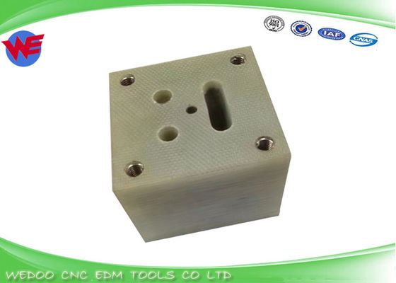 A290-8101-X509 صفحه ایزولیاتور بالا قطعات Fanuc EDM A-C سری 40*40*34